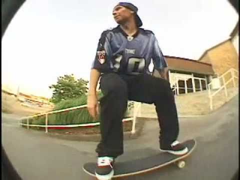 Comfort Skateshop: Chris Scoggins