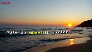 İki̇ye On Kala - Bütün İstanbul Bi̇li̇yor(Lyri̇cs)