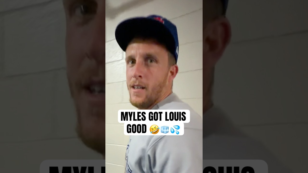 Myles Straw finally got Louis Varland with the water dump 😅🧊 #MLB #Toronto #BlueJays