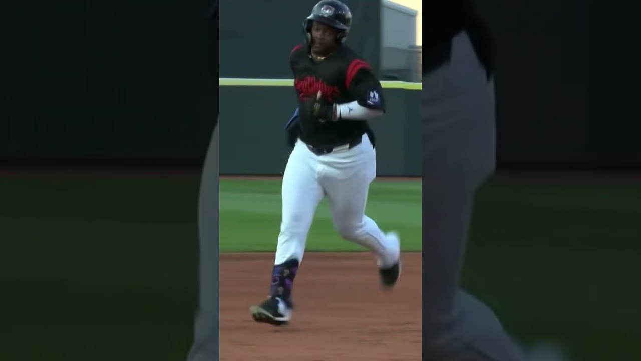 🚨Zyhir Hope 1st Home Run 🚨
