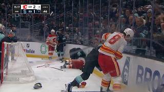 Kraken Vs Flames 55 Penalty Minutes Handed Out In 3 Minutes, 3 Game Misconducts screenshot 3