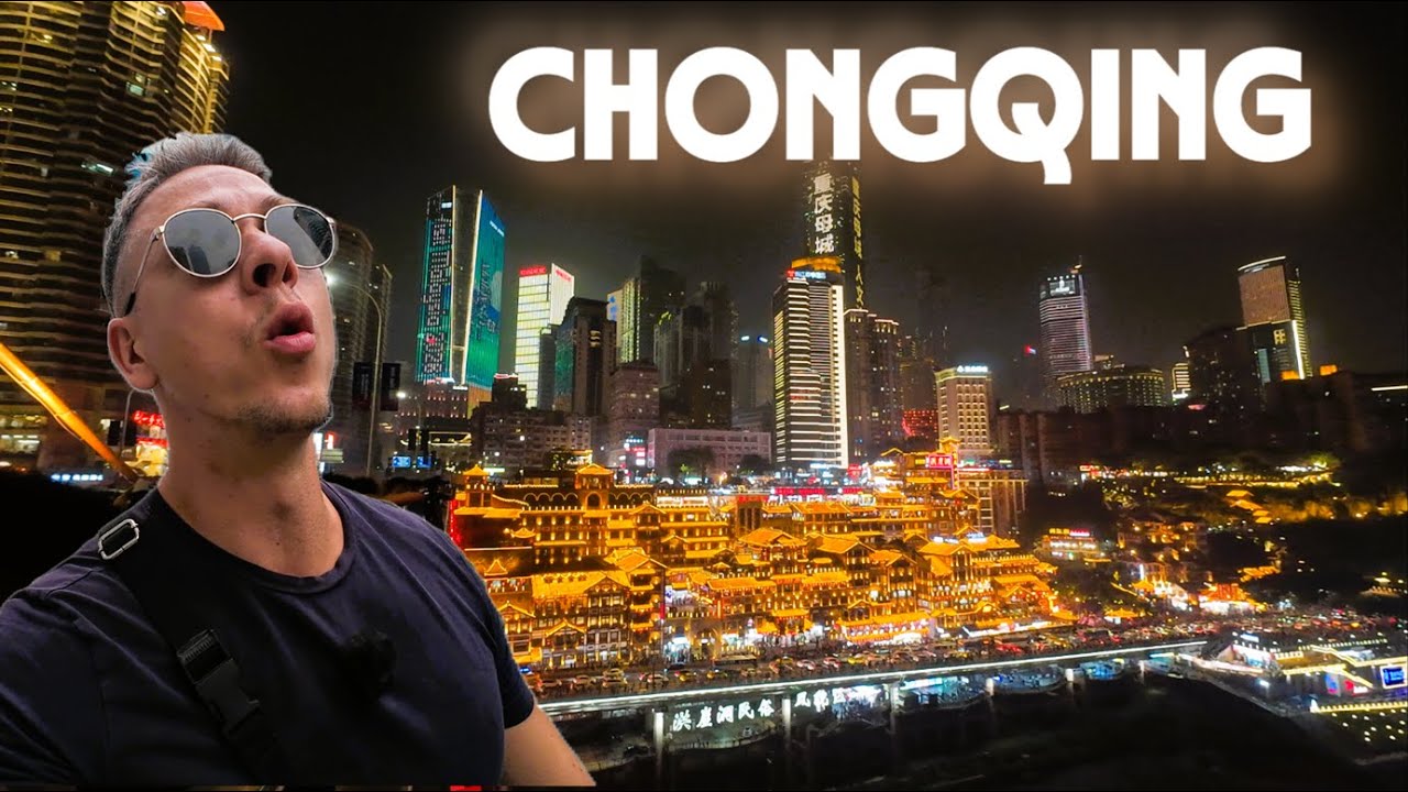 Čarovná Čína: Hongya Cave a futuristický Chongqing v noci