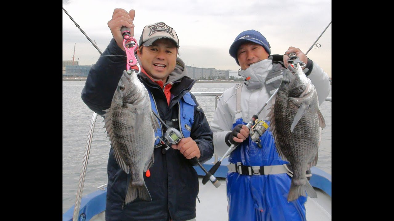 驚愕 冬でもクロダイ激釣れ Youtube