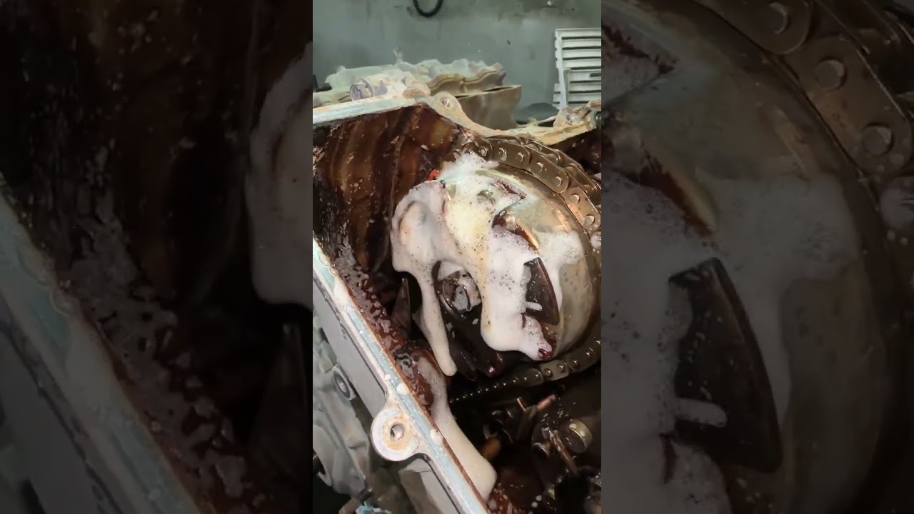 Cleaning Camshaft Pulley 