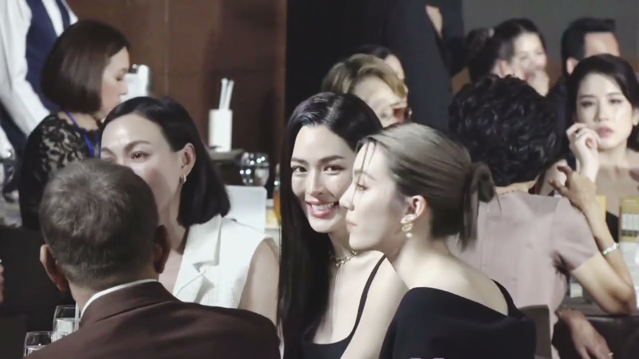 LingOrm Fancam Full HD - at the HOWE awards ceremony