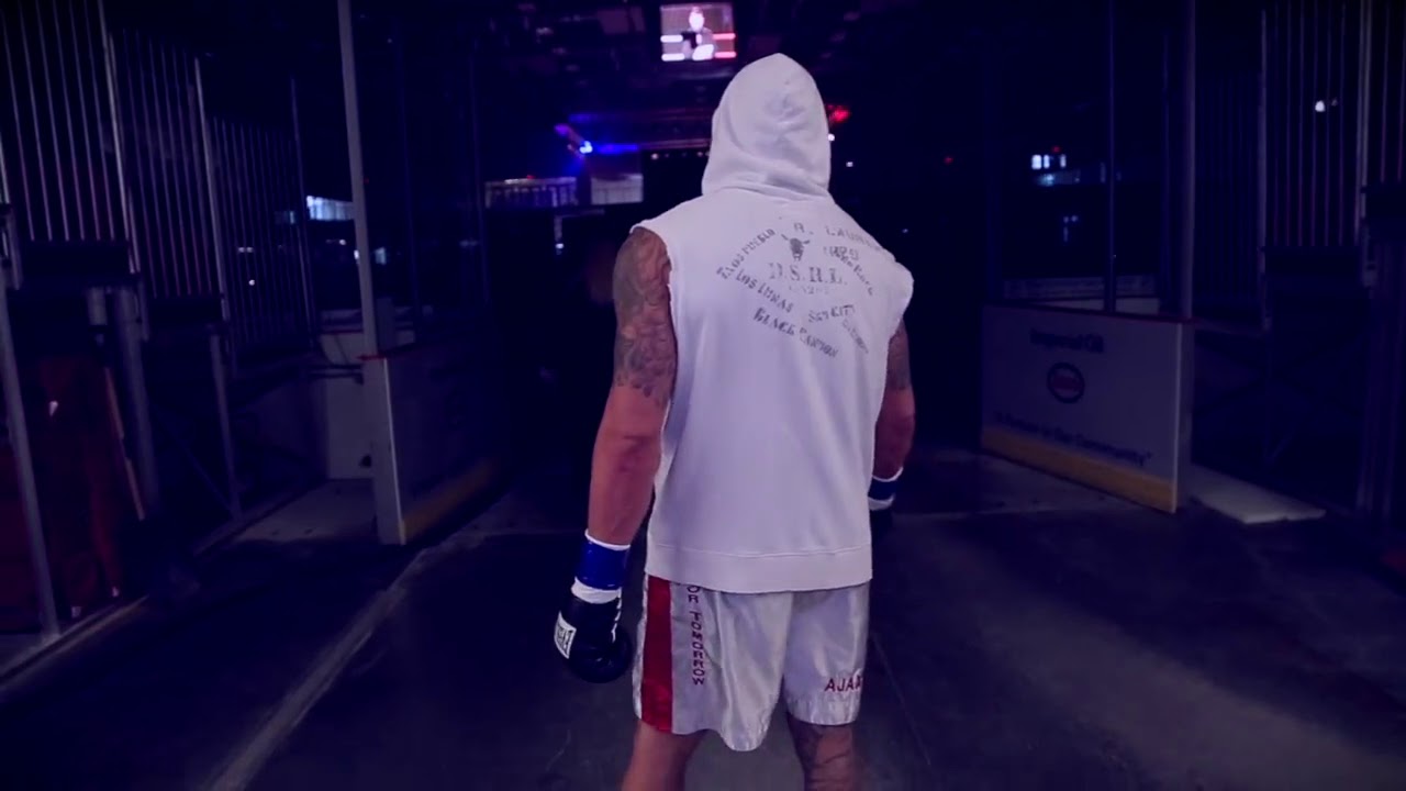 How to Have The Dekada Experience - Professional Boxing