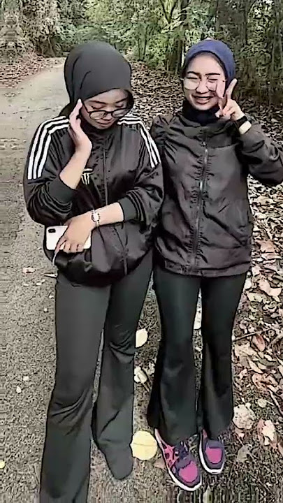 Awek seluar bootcut hiking