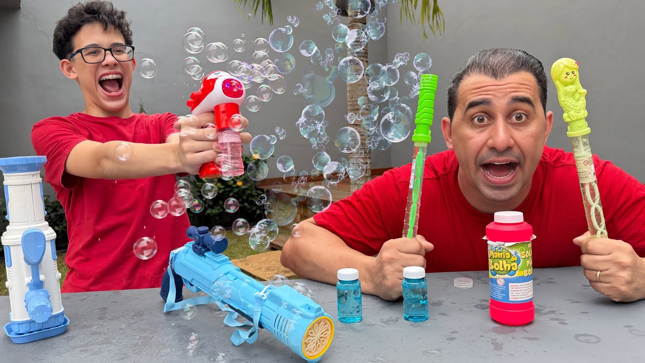 QUAL DESSAS MÁQUINAS FAZ MAIS BOLHAS??