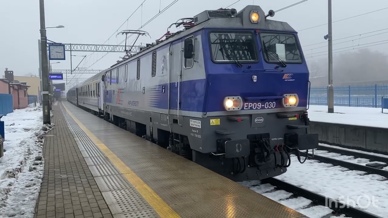 EP09-030 z IC 8306 Zefir relacji Ustka-Przemyśl Główny