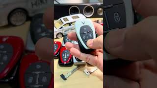 Làm chìa khoá Vinfast VF6 VF7 VF8 VF9 tại HiKi Auto