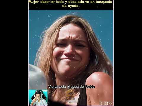 Mujer desorientada y desolada va en búsqueda de ayuda.