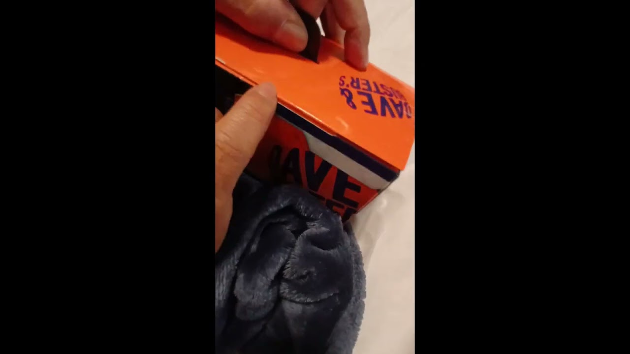 Dave and Buster's Bluetooth equipment unboxing 