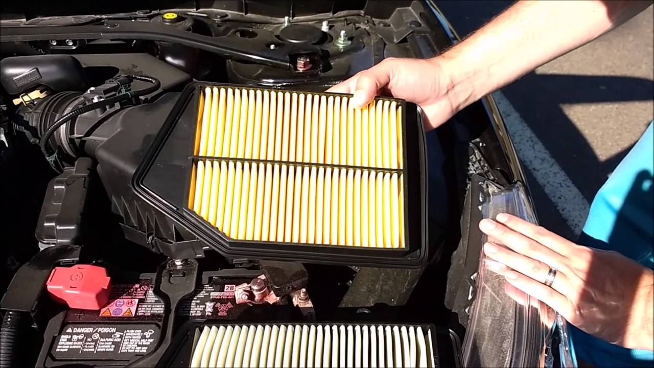 Воздушный фильтр хонда аккорд. 2013 Honda Civic Cabin Air Filter. Воздушный фильтр Honda Accord 7. Воздушный фильтр Хонда Аккорд 7 2.4 Манн. Хонда Аккорд 2018г воздушный фильтр.