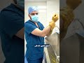 شاهد كيف يتم عمل المنظار للمريض الذي يعاني من اصابة في مفصل الكتف