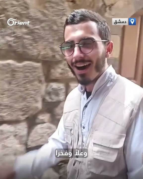 مديح الخميني قرب المسجد الأموي.. شاب لبناني يستفز السوريين بعاصمة الأمويين