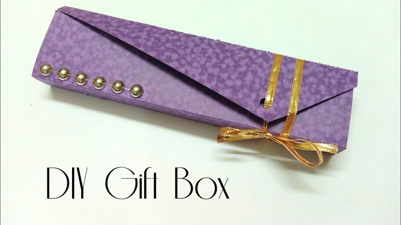 LETURE Luxury LED Light Bracelet Gift Box, Velvet Jewelry India | Ubuy