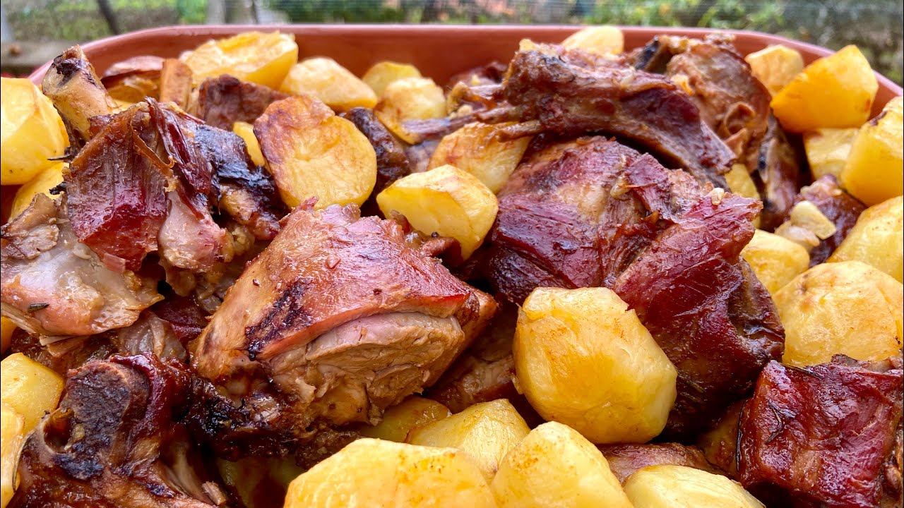 Borrego Assado com Batatas para o Almoço de Páscoa - Cozinhamor