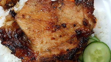 Cơm SƯỜN siêu NGON gần 20 năm chỉ bán vài tiếng mỗi ngày