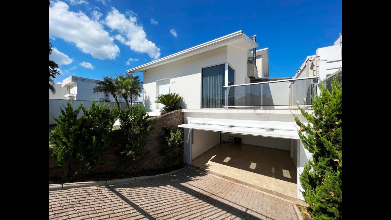 CASA ALTO PADRÃO COM 03 SUÍTES NO BAIRRO CERÂMICA