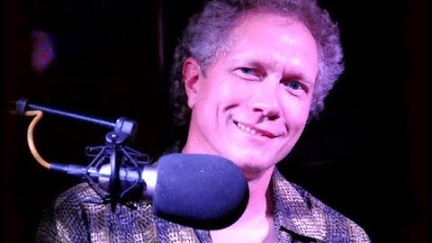 Dennis Warner "Beads On One String" In The Music Room Single