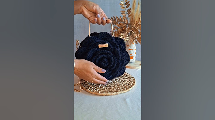 Como hacer bolsos crochet en Trapillo 🧶 #bolsaflor #bolsadecrochet #crochemoderno #bolsarosalina