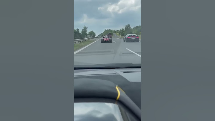 An F1 car just casually on the highway 😳