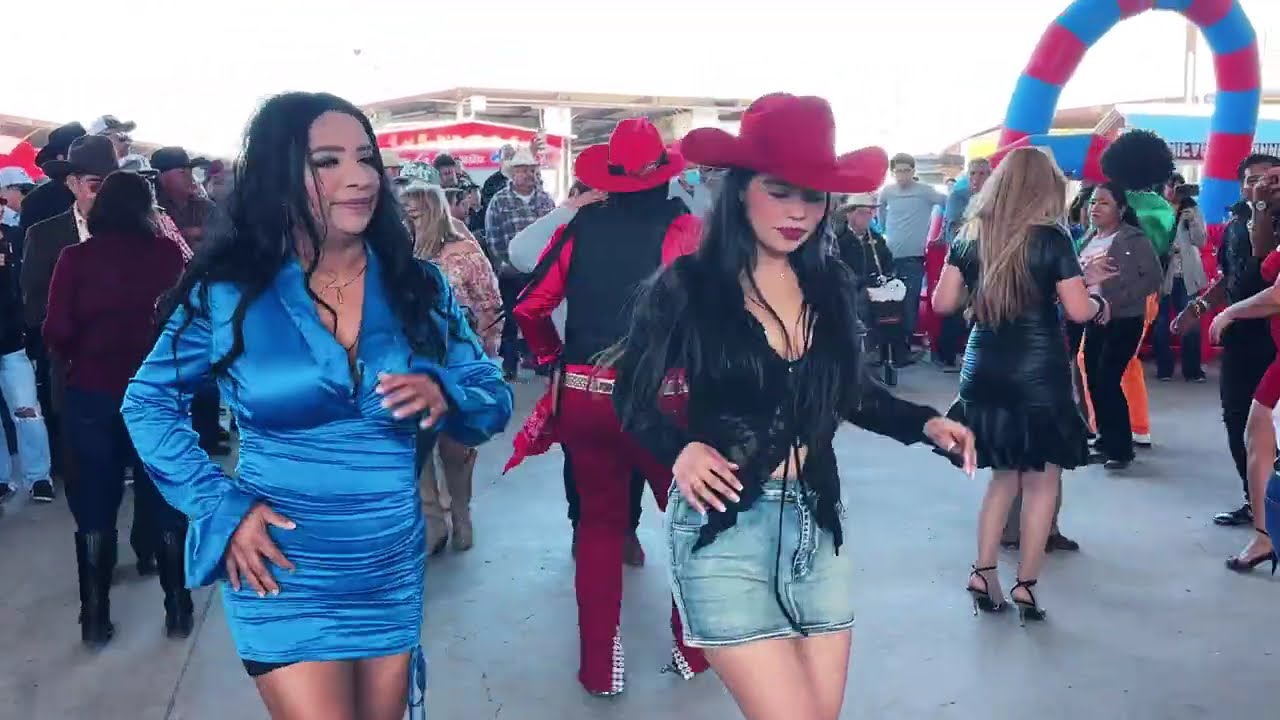 Un bailecito en la pulga de Alamo Texas rgv