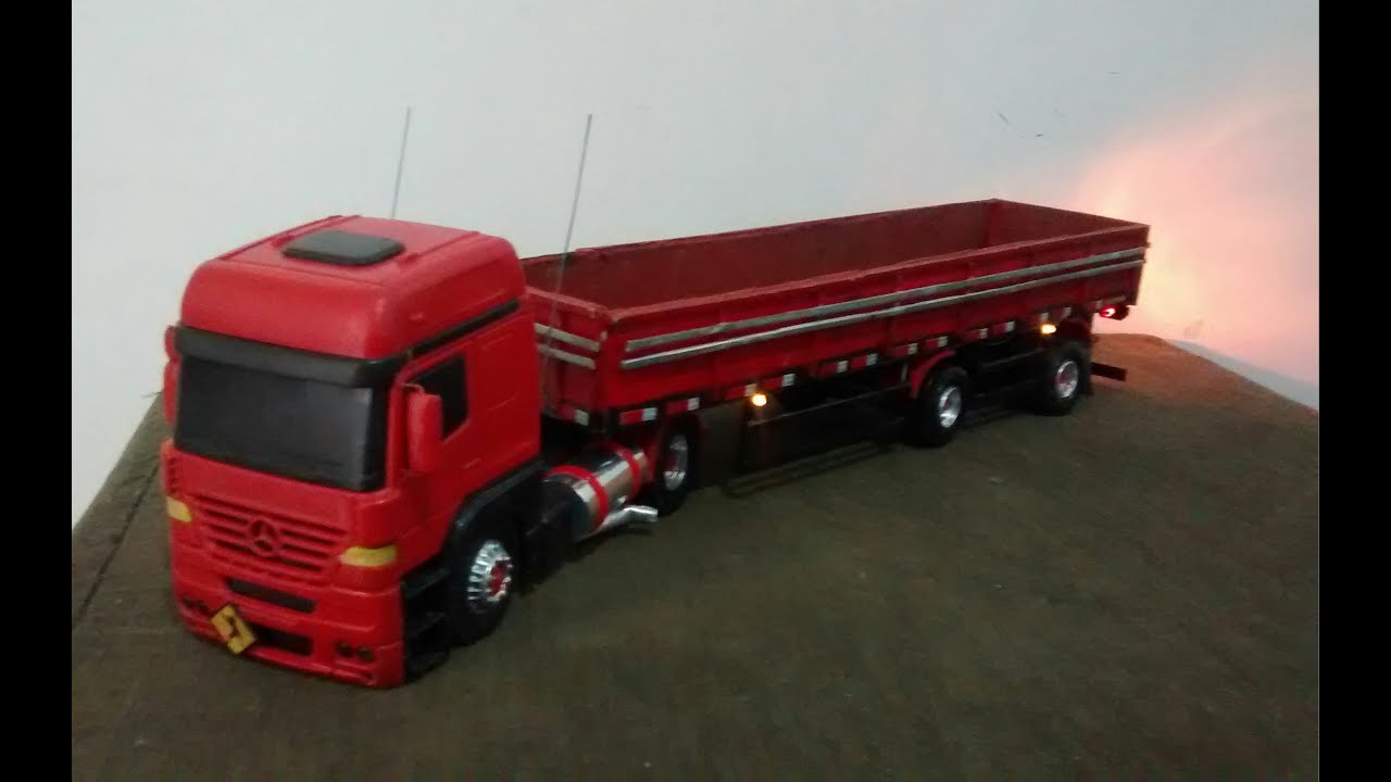 Carreta D'granel Mercedes-bens Axor 2544 Miniatura