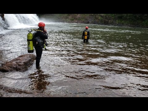 Corpo de Bombeiros procura por homem que se afogou na cachoeira do Barreiro das Frutas