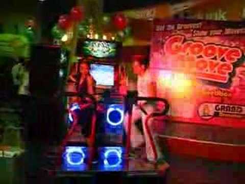 PIU DANCERS (kevin & jewel)