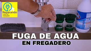 FUGA DE AGUA EN MANGUERA DE FREGADERO