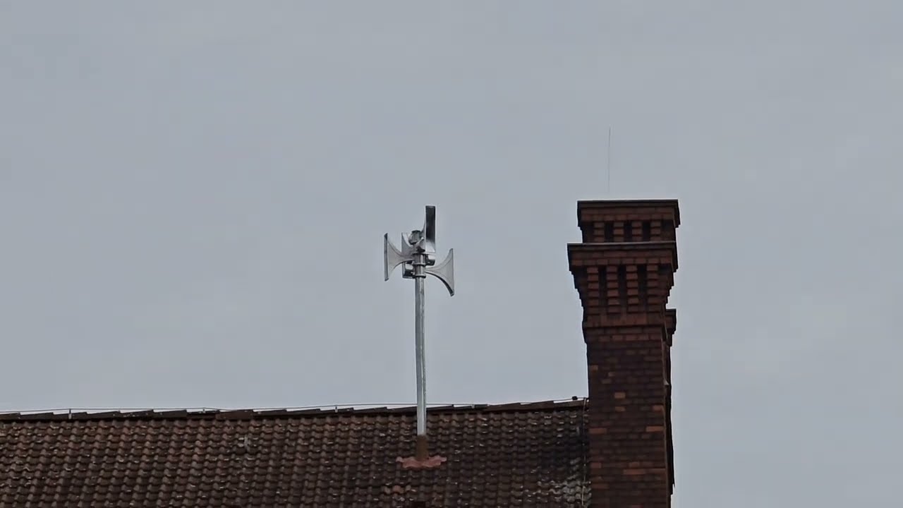 Sirenenprobe Stadt Brandenburg an der Havel mit der neuen Digitex DSE auf der Curie Schule 