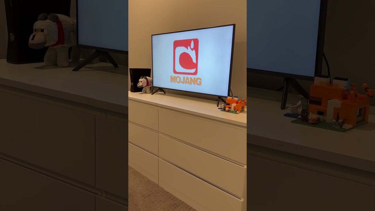 POV It S 2025 And You Want To Play Minecraft Xbox 360 Edition