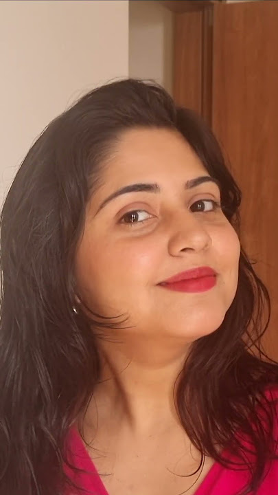 How to use livon anti frizz hair serum  #livonhairserum #haircare #hairserum