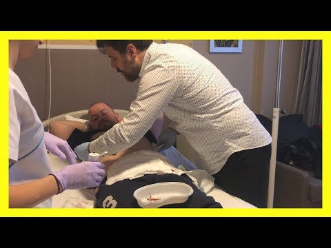 Video: Kirurgi For At Fjerne Blindtarmsbetændelse - Præoperativ, Operativ Og Postoperativ Periode