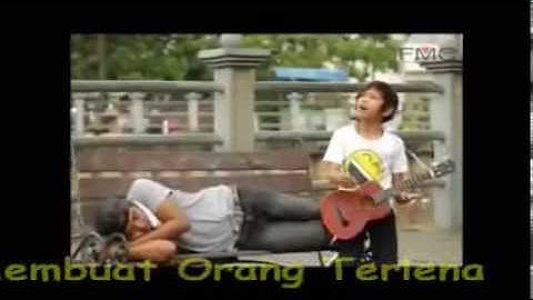 Tegar - Pantaskah Surga Untukku - Official Music Video (Lirik)