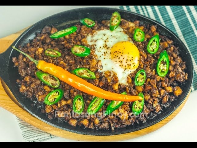 Sizzling Chicken Sisig | Panlasang Pinoy