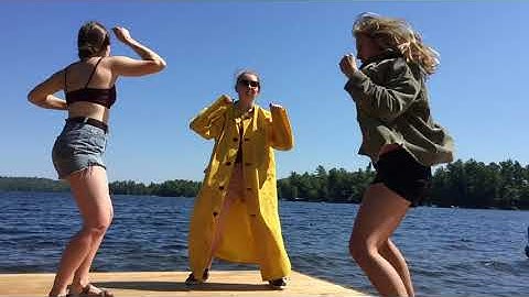 get tf out of my way type way