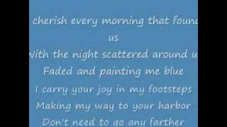 Gloria Estefan Wrapped (lyrics)