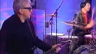 Chris Stein Plays Lieber's Butternut Guitar