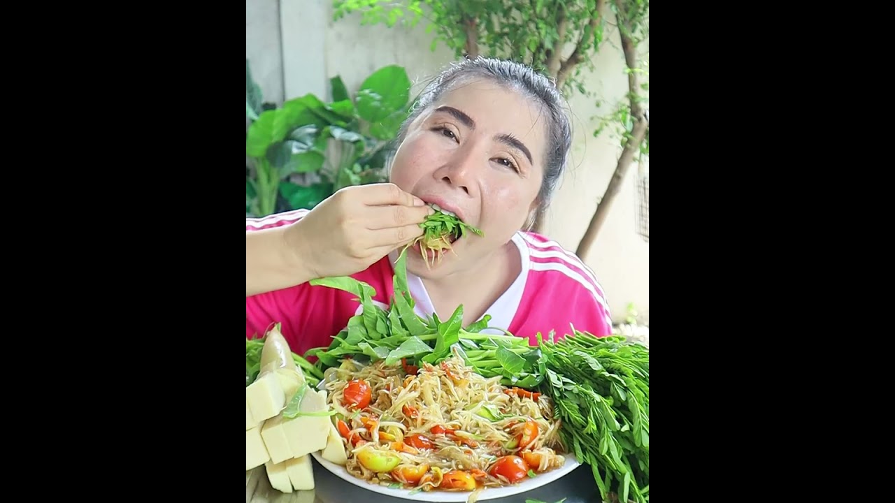 ตำบักฮุ่งต้มหน่อไม้ยามเที่ยง | แพทตี้ กินแบบสไตล์บ้านๆ