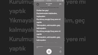 Güllü - Bir Yıl Verdik