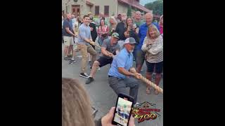 Tiger Tug of War at Roosevelt Park Zoo, watch who won screenshot 5