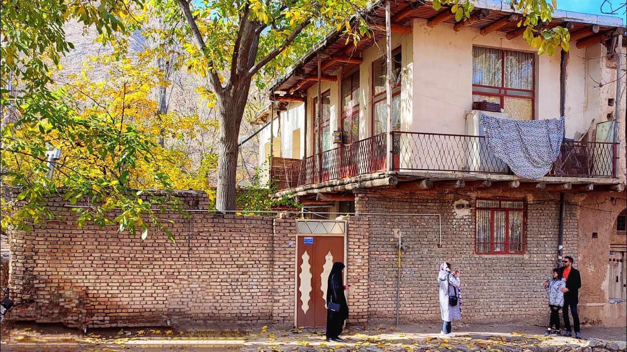 Alley, old and beautiful village house, Historical Iran  Esfahan  lifestyle کوچه باغ خوانسار اصفهان