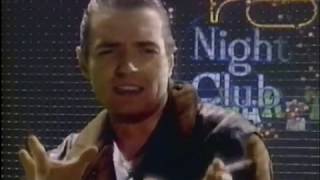 Video-Miniaturansicht von „FALCO - Zuviel Hitze  (1983) (Official Video)“