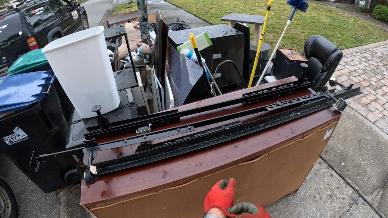 Love the moving piles!