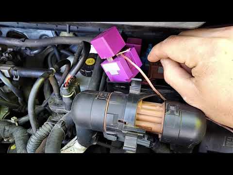 Video: De ce motorul meu se oprește după înlocuirea bateriei?