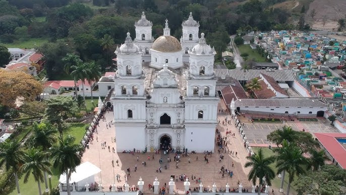Ciudad de Esquipulas Guatemala - YouTube