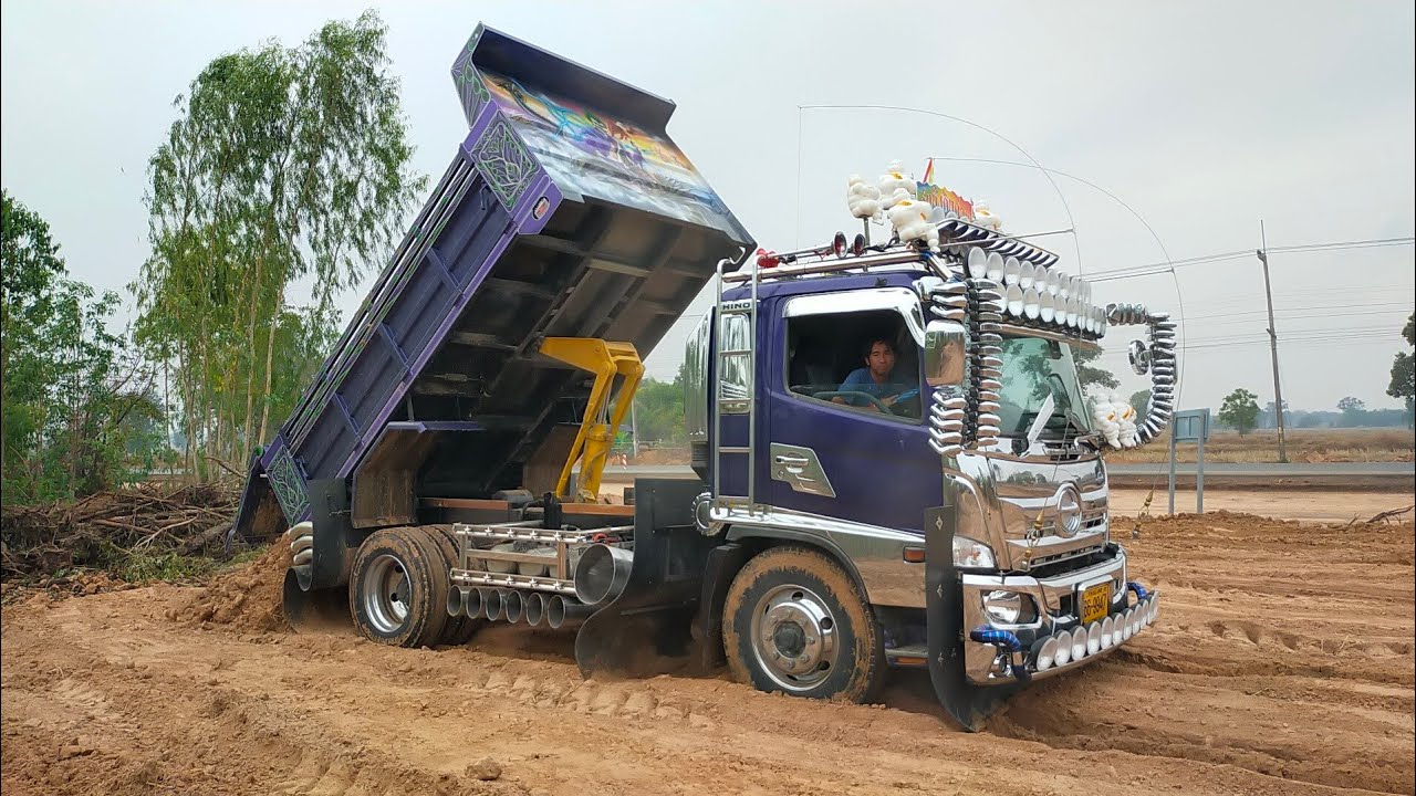 โหดเรียกพี่!!เจ้ายักษ์ดินด่วนเจอดินเด้าแต่เอาไม่อยู่