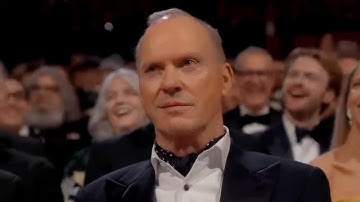 Cómo Batman derrotó a Arnold Schwarzenegger y Danny DeVito en el Oscar 2024